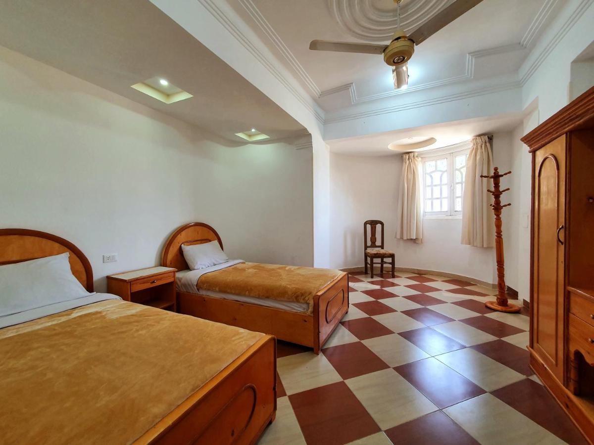 Spring Hotel Luxor Eksteriør billede