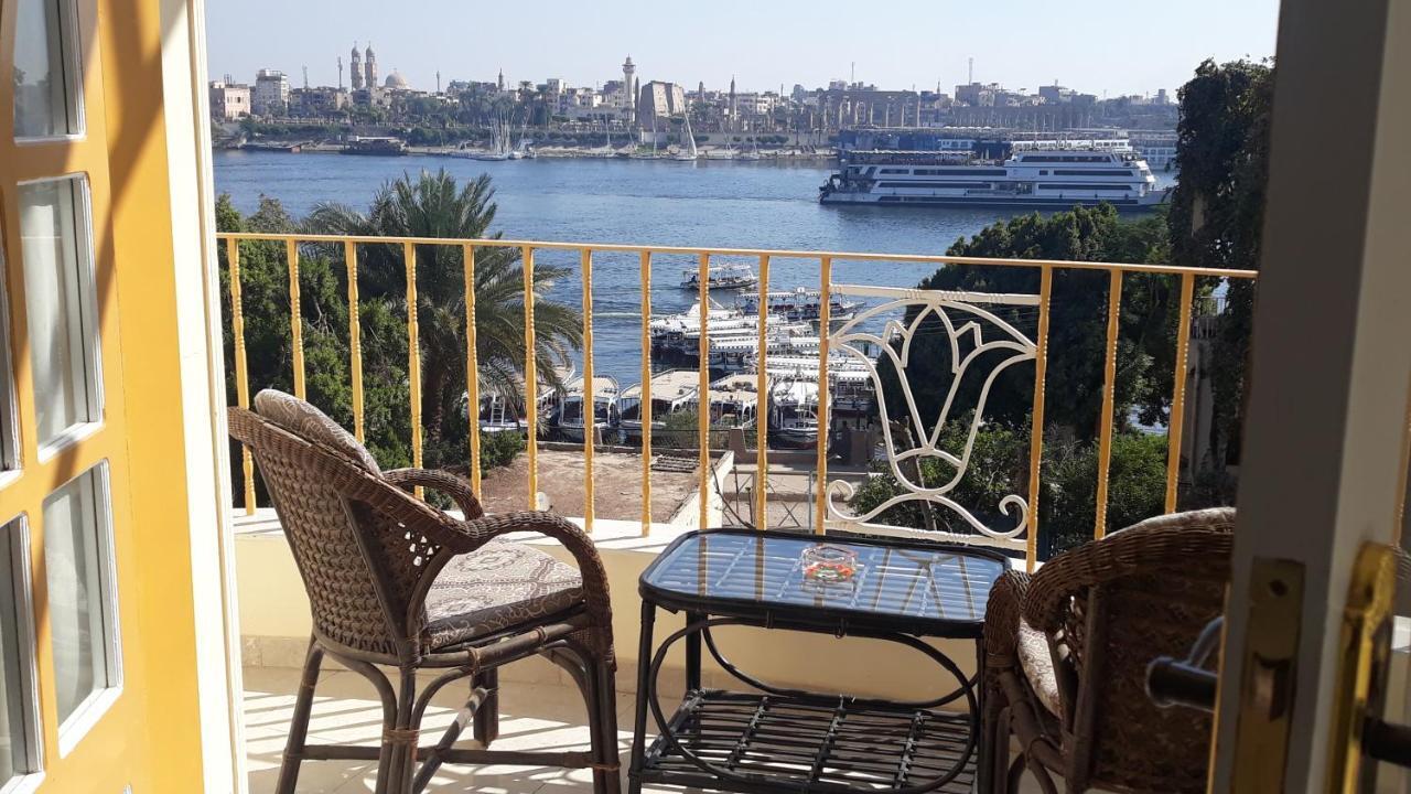 Spring Hotel Luxor Eksteriør billede